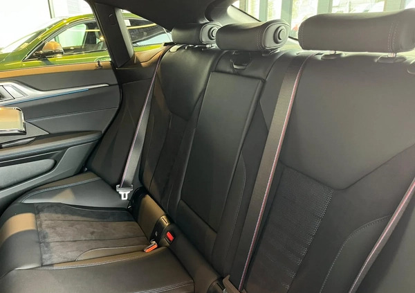 BMW i4 cena 302900 przebieg: 10, rok produkcji 2023 z Choroszcz małe 301